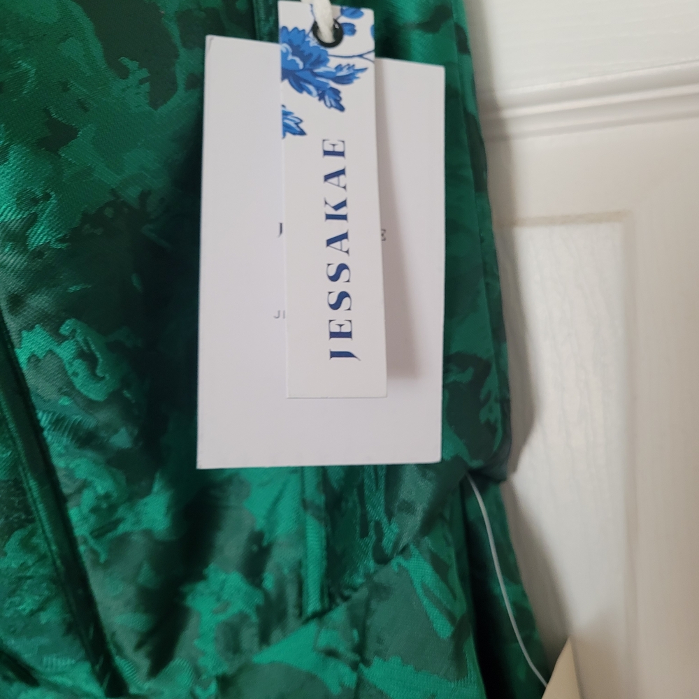 JessaKae Strapless (Wicked Inspired) Green Rayne Gown From The Oz Collection. - Picture 2 of 5